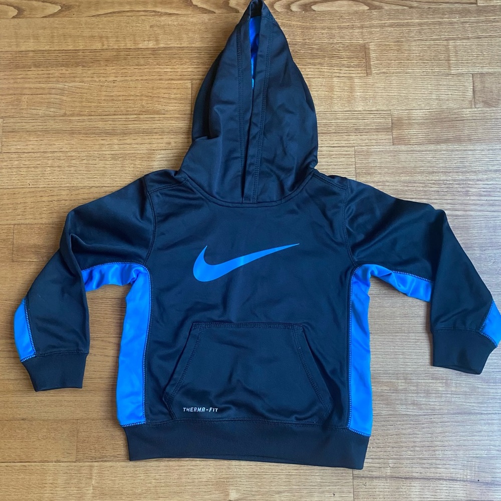 Nike Kids Boys Size 5 Black Hoodie w/ Blue Accents Therma-Fit pockets & hood